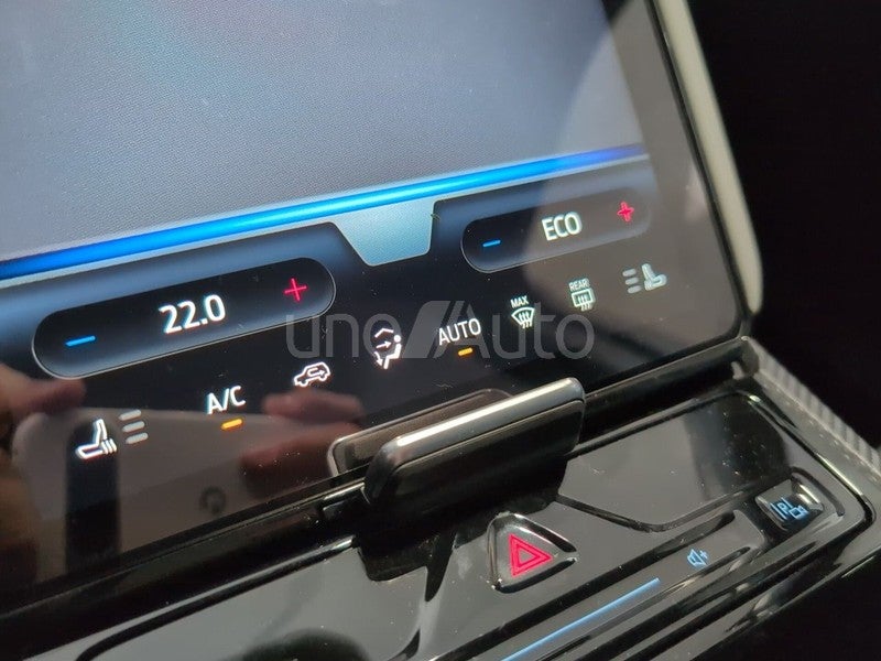 Capri RWD Rango Extendido Select 77kWh