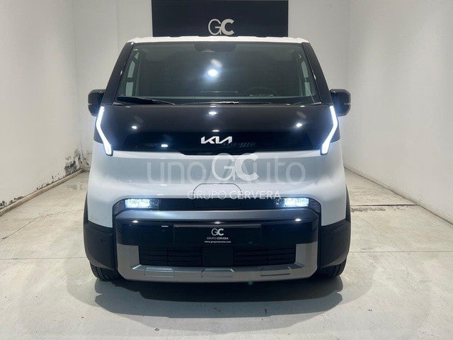 PV5 Cargo L2H1 Long Range Essential