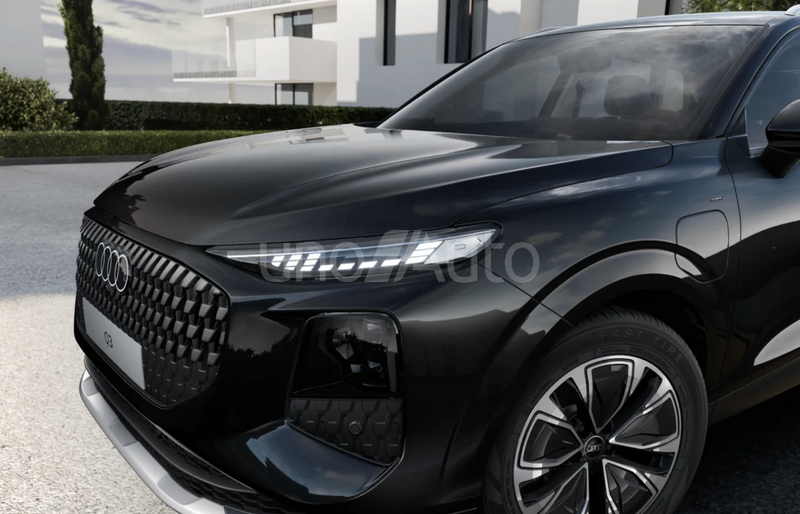 Q3 e-hybrid Advanced S tronic 200kW