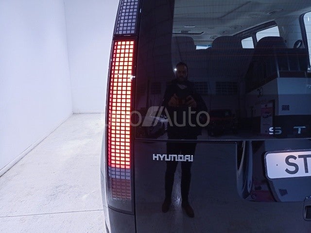Staria HEV 1.6 TGDI Style