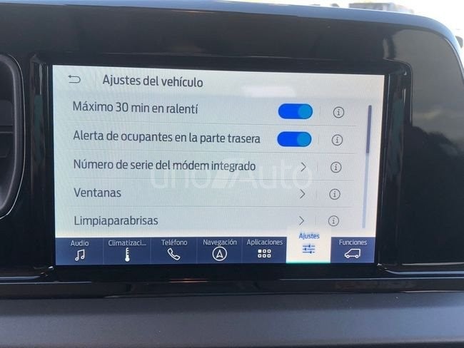 Tourneo Courier 1.0 Ecoboost Titanium