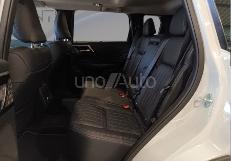 Outlander PHEV Motion 4WD