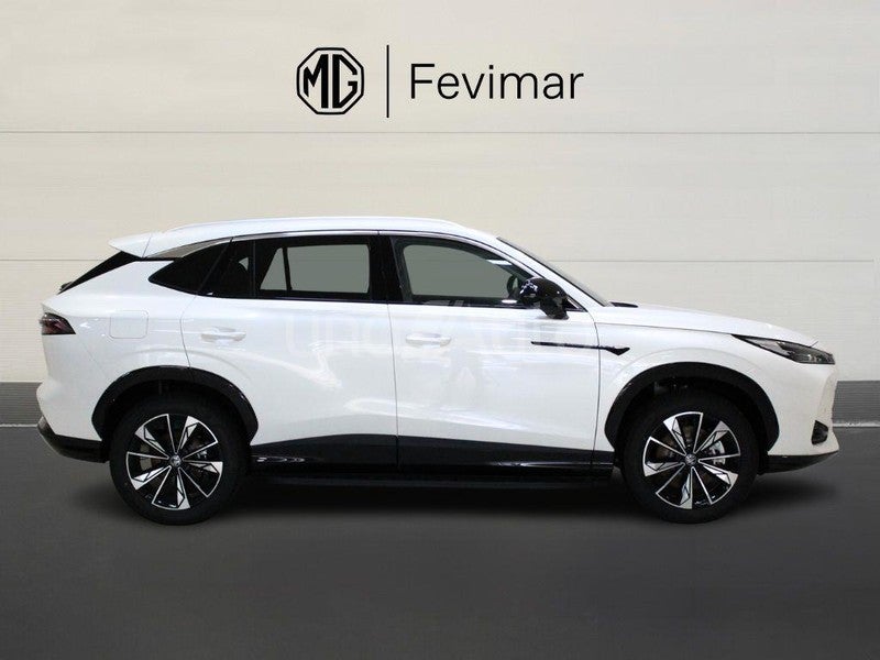 E 1.5T PHEV Luxury
