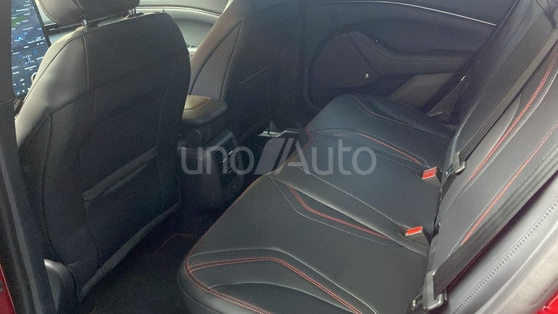 Mustang Mach-E AWD Rango extendido