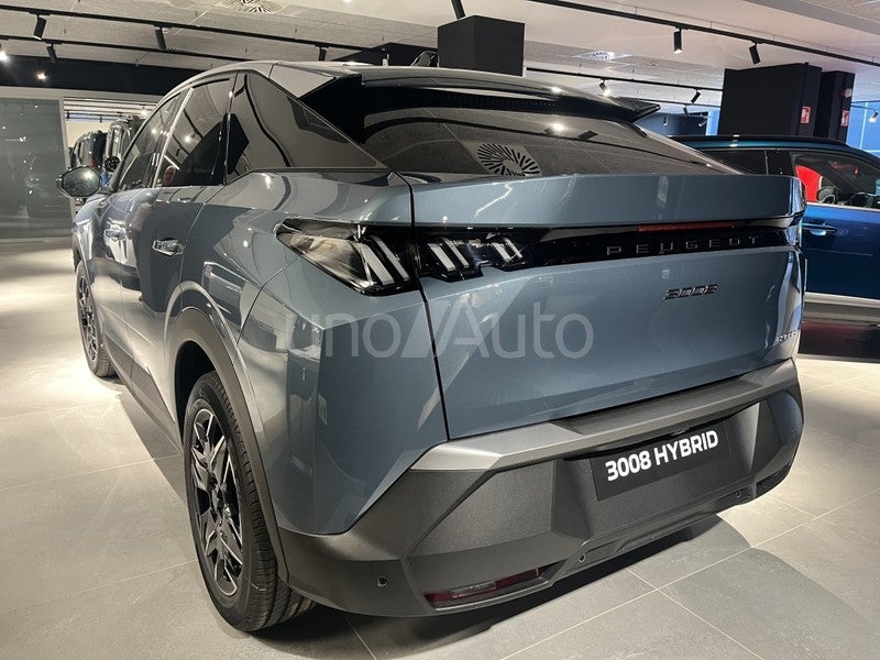 3008 Hybrid Allure Exclusive eDCS6 145