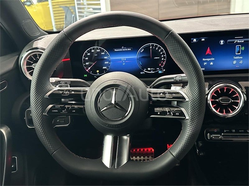 CLASE A 250 e con tecnología híbrida EQ