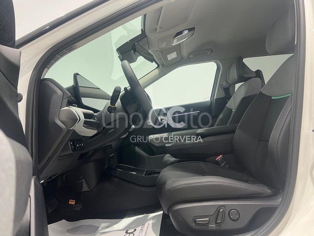 EV4 Fastback Earth Launch Edition Long Range