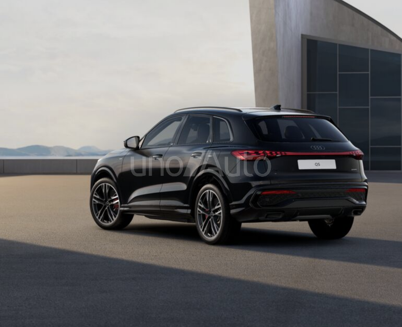 Q5 e-hybrid Black Competition quattro S tronic 270kW