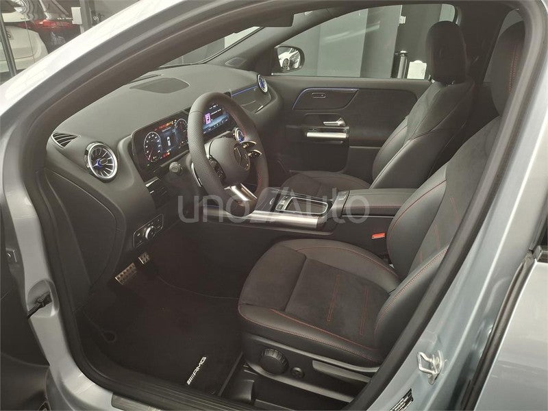 CLASE GLA 250 e con tecnología híbrida EQ