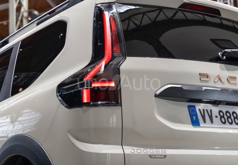 Jogger Hybrid Extreme 114kW 7pl.