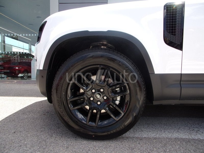 Defender 110 3.0D l6 MHEV S AWD Aut. 250