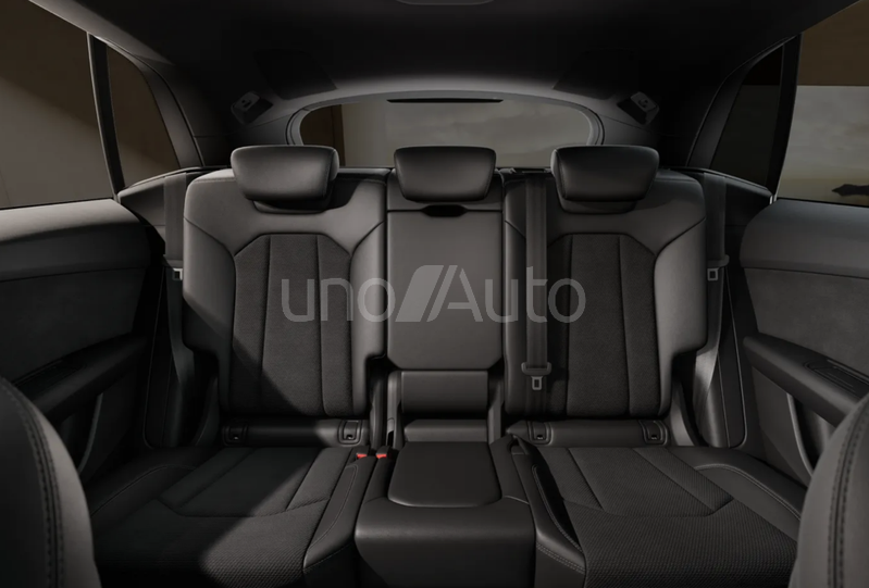 Q8 55 TFSIe Black line quattro tiptronic