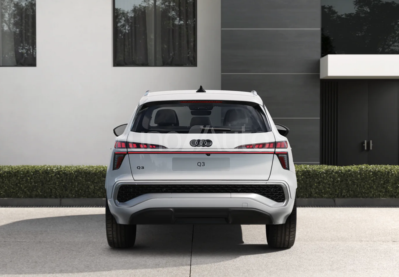 Q3 e-hybrid S Line S tronic 200kW