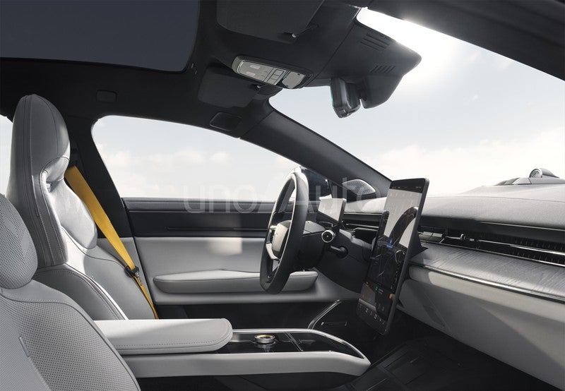 05 Dual Motor Performance Launch Edition