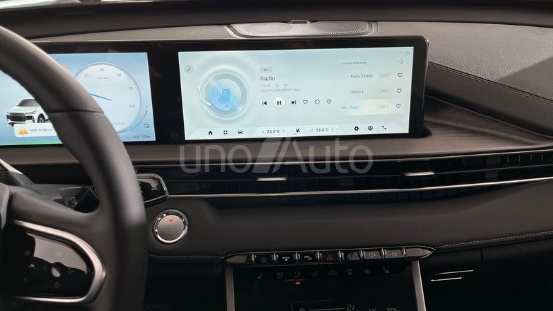 1.5 DHE HEV Excellence CVT