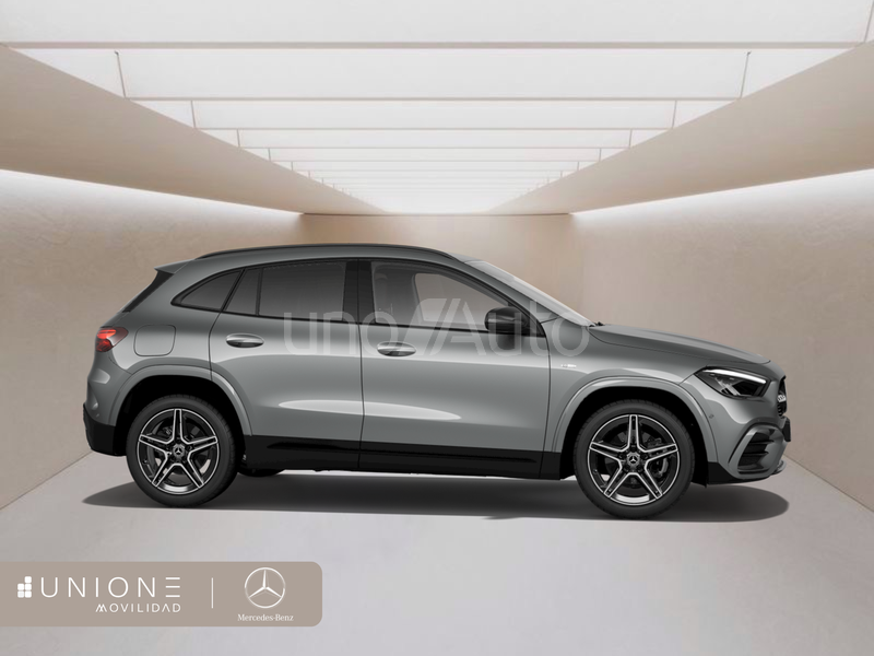 GLA 250 e con tecnología híbrida EQ