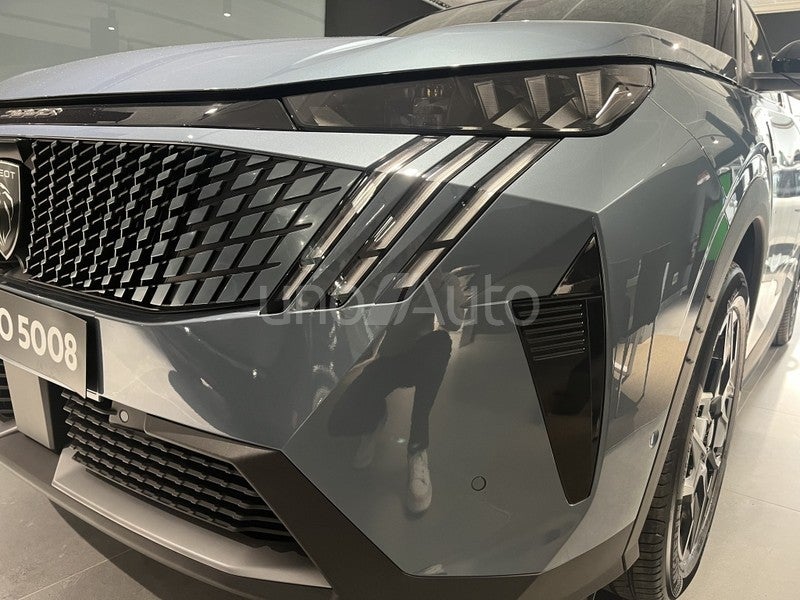 5008 Hybrid GT Exclusive eDCS6 145