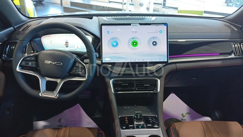 Seal U DM-i Design 238kW 4x4