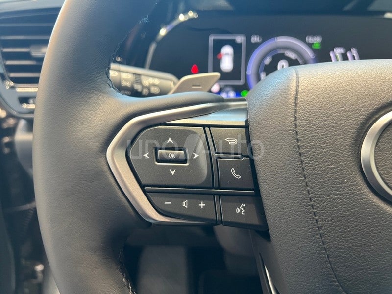 NX 450h+ Premium+ 4WD