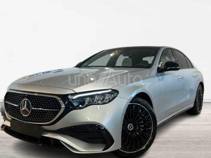 CLASE E 300 e con tecnología hibrida EQ