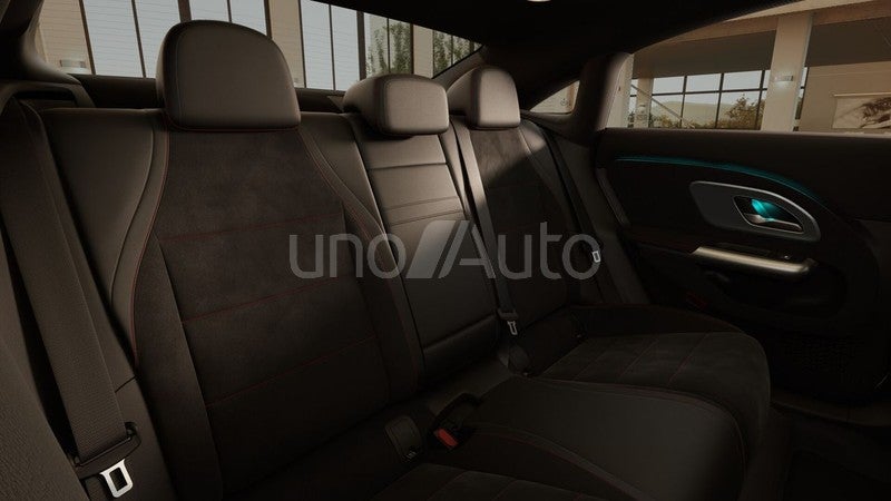 CLA CLA 180 con tecnología híbrida