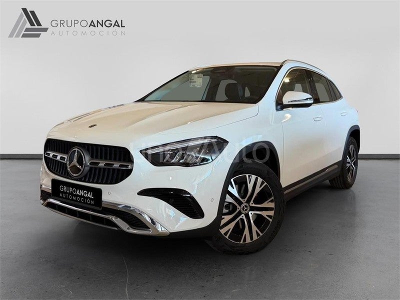 CLASE GLA 250 e con tecnología híbrida EQ
