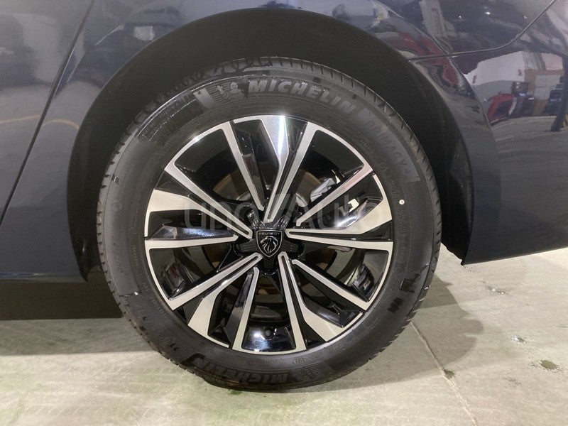 508 Plug-in Hybrid 225 Allure e-EAT8