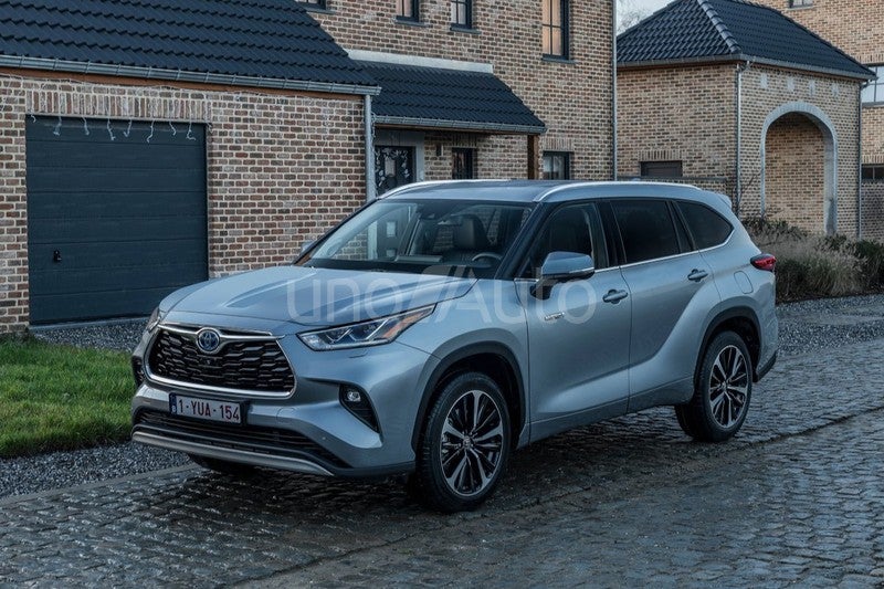 Highlander 2.5 hybrid Luxury  Pintura especial