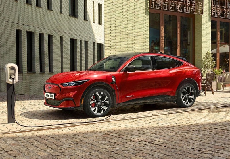 FORD Mustang SUV