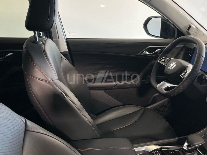 MG HS 1.5T-GDI PHEV Luxury