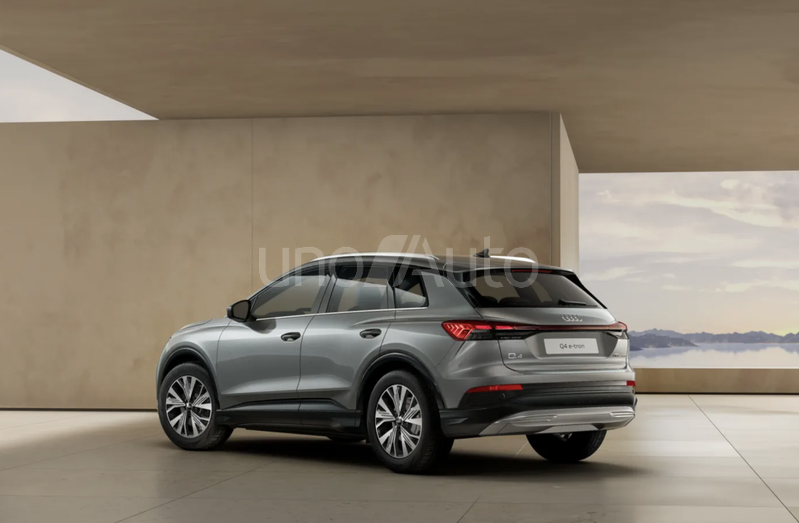 Q4 e-tron 40 Advanced 150kW 63KWh