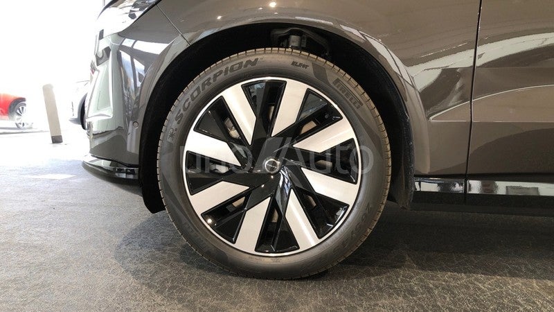 EX90 BEV 111KWH RECHARGE TWIN PERF ULTRA AWD 517 5P 7 PLAZAS