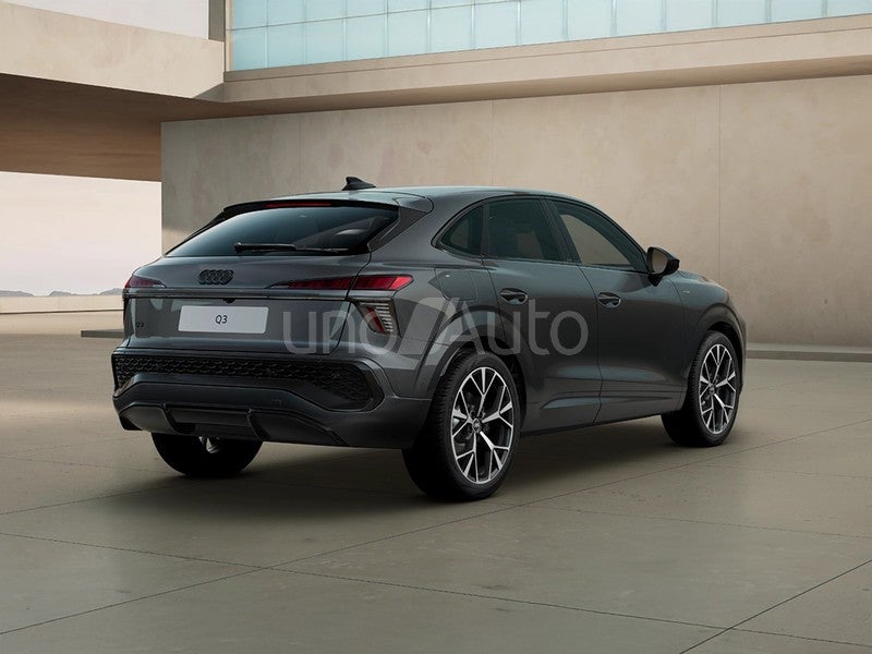 Q3 Sportback e-hybrid Black line S tronic 200kW