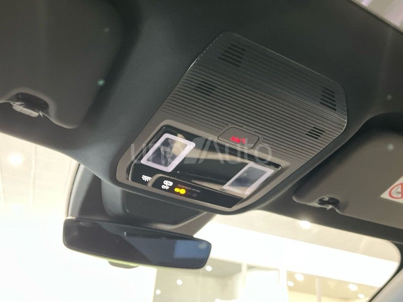 CX740S Premium R. Ext. RWD 77kWh 286CV