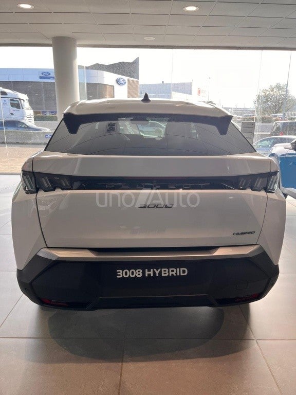 3008 Hybrid Allure eDCS6 145