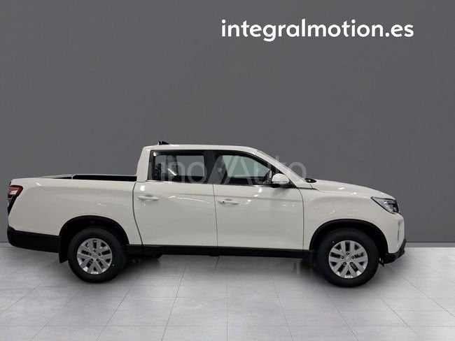 D22DTR 4x4 Pro GSR Auto