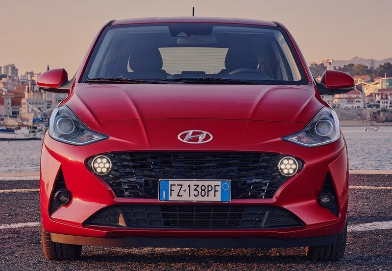 HYUNDAI i10