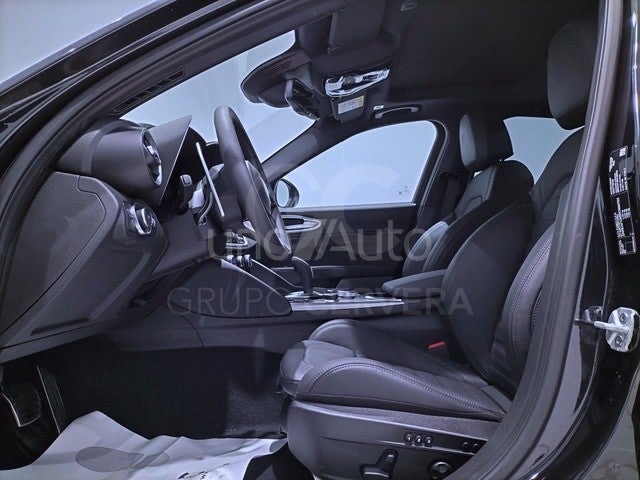 Giulia 2.0 Veloce Q4 Aut. 280