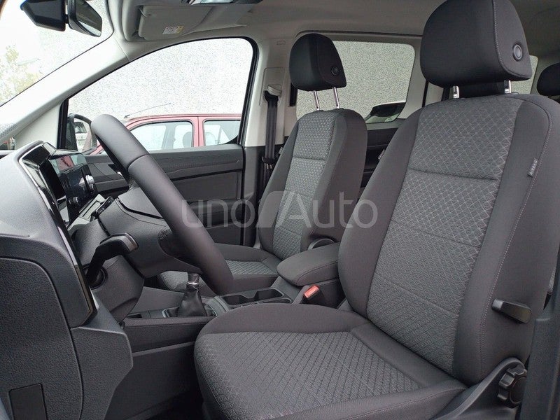 Tourneo Connect 1.5 Ecoboost SWB L1 Titanium Aut.