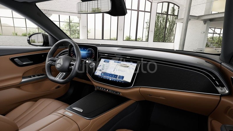 E 300 de con tecnología hibrida EQ