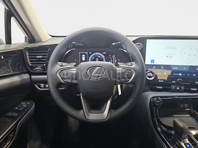 NX 450h+ Premium+ 4WD