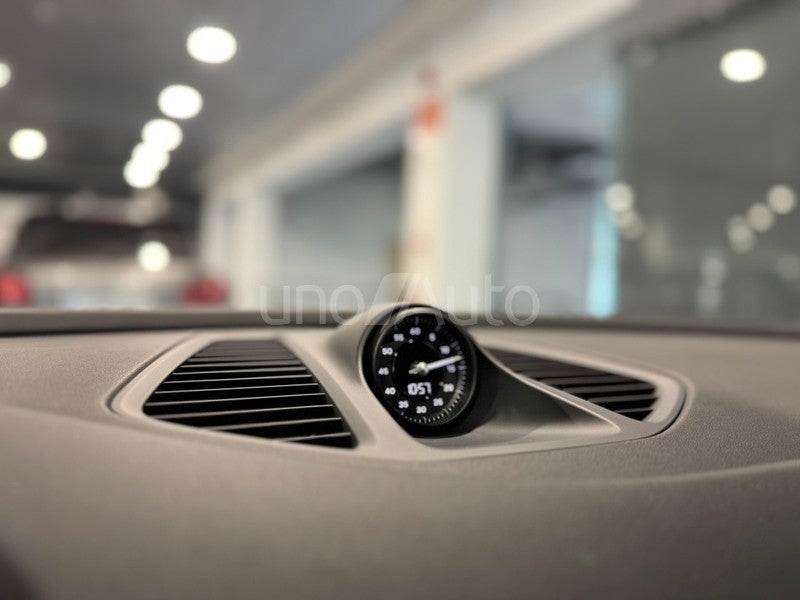 Macan 4