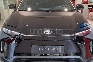 TOYOTA bZ4X 200E 4X2 Advance