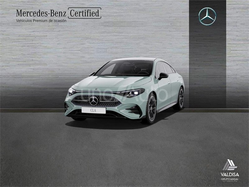 CLASE CLA 220 con tecnología híbrida