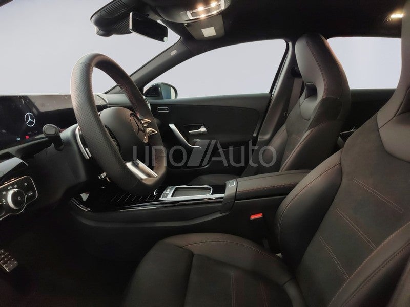 A 180d Progressive Line Advanced 8G-DCT