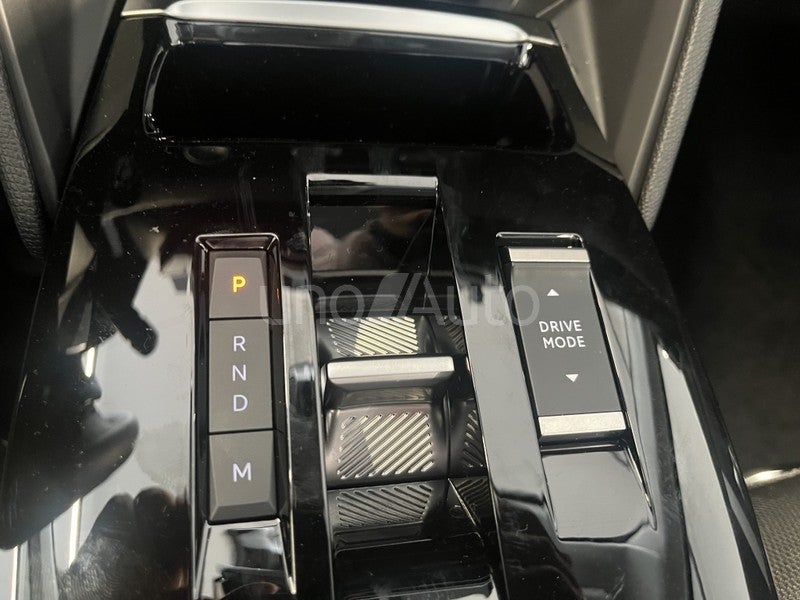 C4 X Hybrid Business Edition eDSC6 145