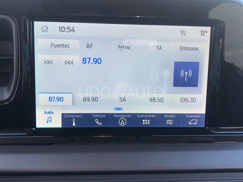 Tourneo Courier 1.0 Ecoboost Titanium