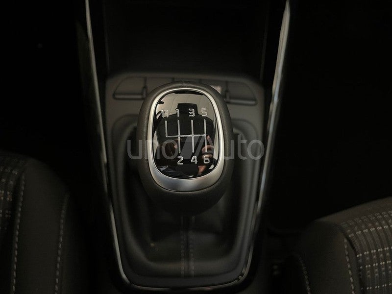 1.0 T-GDi 74kW (100CV) MHEV Drive DCT