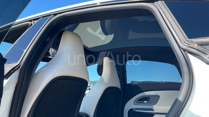 CLA CLA 200 con tecnología EQ
