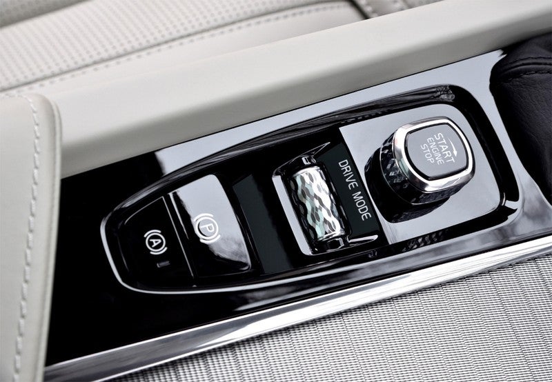 V60 Cross Country B5 Pro AWD Aut. 250